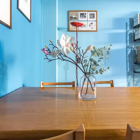 Altido Quiet Apt For 4 With Terrace Near Train Station
