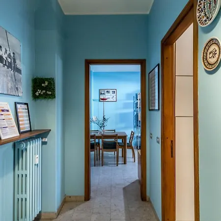 Altido Quiet Apt For 4 With Terrace Near Train Station