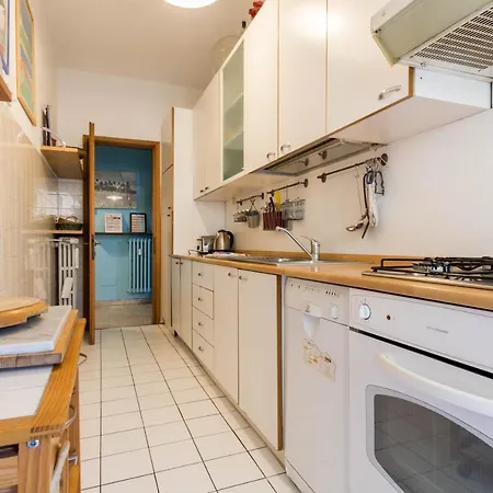 Altido Quiet Apt For 4 With Terrace Near Train Station * Milan